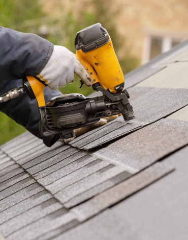 roof contractors Corona